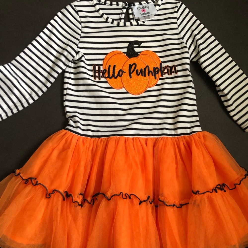 Counting Daisies Dress